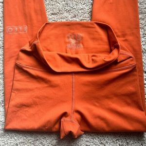 Fleo El Toro 25” Rust Orange